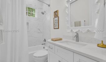 6 Meridian Point Dr, Bluffton, SC 29910