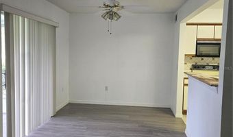 925 LEXINGTON Pkwy 14, Apopka, FL 32712