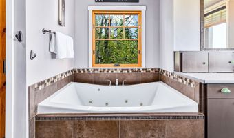 32220 Tamarack Dr, Bigfork, MT 59911