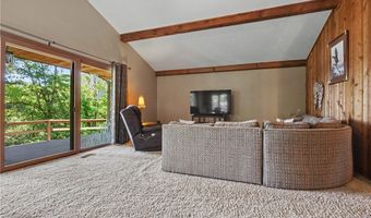 2216 N Medina Line Rd, Akron, OH 44333