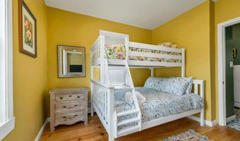51 Grove St, Bartlett, NH 03812