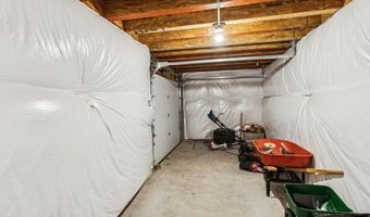 1836 Falcon Dr, Polk City, IA 50226
