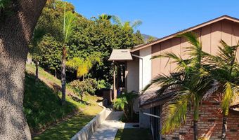 8293 ECHO DELL Rd, San Diego, CA 92119