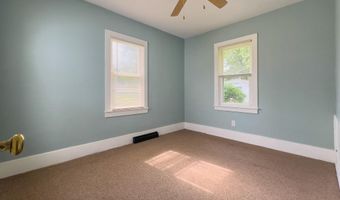 100 N AUSTIN Ave, Abingdon, IL 61410