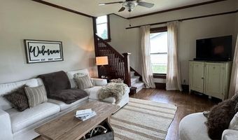 334 17th St, Ackley, IA 50601