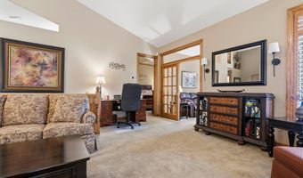 2751 Rivers Bluff Ln, Anoka, MN 55303