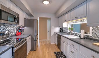 201 Creek Ct, Absecon, NJ 08201