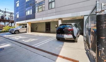 911 2ND St NE 501, Washington, DC 20002