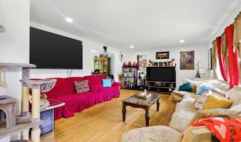 4108 WYNNWOOD Dr, Annandale, VA 22003
