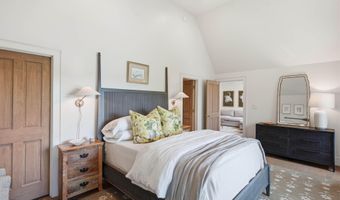 37 Holly Ln, Alexander City, AL 35010