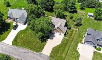 17713 157th Ter, Basehor, KS 66012