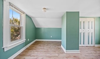 760 High St, Alpha, NJ 08865