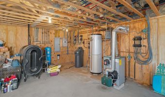 62 Phelps Rd, Barre, VT 05641