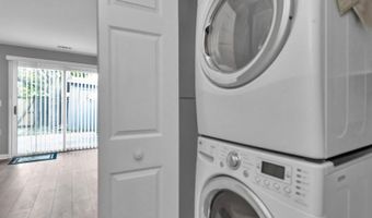 1065 CEDAR RIDGE Ct, Annapolis, MD 21403