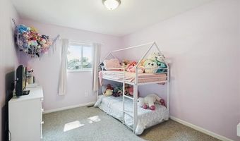 583 Market St, Algonac, MI 48001