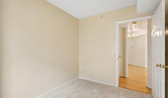 3830 9TH St N 606W, Arlington, VA 22203