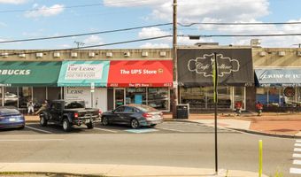 2323 N BURLINGTON St, Arlington, VA 22207