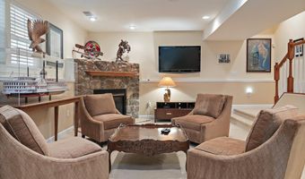 216 BOWEN Ct, Annapolis, MD 21401