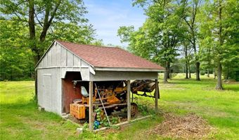329 Hog House Hill Rd, Exeter, RI 02822