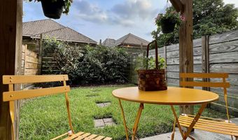 12138 Coursey Bl #2, Baton Rouge, LA 70816