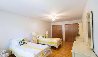 8 Sawyer Pl, Albany, NY 12208