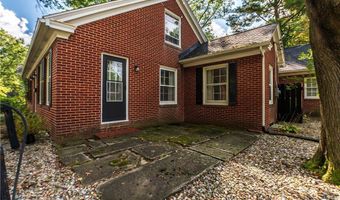 970 Kingsway St, Alliance, OH 44601