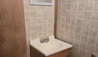 1324 W WASHINGTON St, Appleton, WI 54914