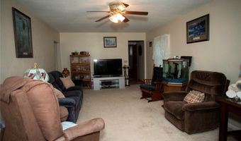 4020 Douglas Ave, Des Moines, IA 50310