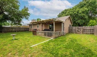 4540 Woodlow Dr, Bel Aire, KS 67220