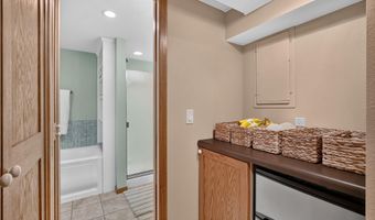 3909 Minnetonka Ave, Ames, IA 50010