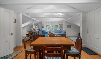 718 Bellevue Ave 5, Newport, RI 02840