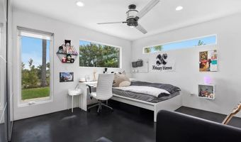 427 Hilmen Pl, Solana Beach, CA 92075
