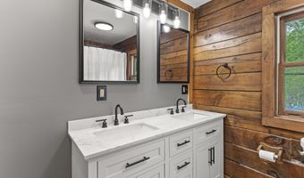 767 Berry River Rd, Barrington, NH 03825