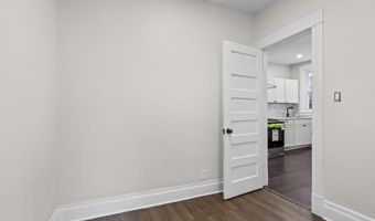 31 Bertha St, Albany, NY 12209