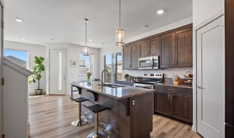 1100 Blue Bell Rd, Berthoud, CO 80513