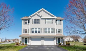 27 Streamview Dr, Cumberland, RI 02864
