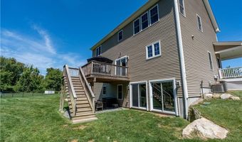 59 Camden Ln, Cranston, RI 02921