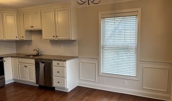 67 W Main St 421, Clinton, CT 06413