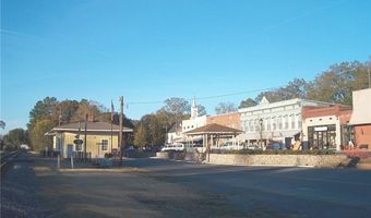 141 Madison Pl, Adairsville, GA 30103