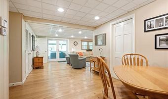 70 High Ridge Dr, Cumberland, RI 02864