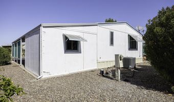 450 W SUNWEST Dr 18, Casa Grande, AZ 85122