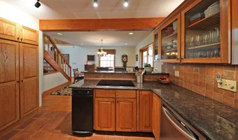 55 Mallard Dr, Becket, MA 01223