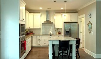 1861 MOYLE Ln, Auburn, AL 36830