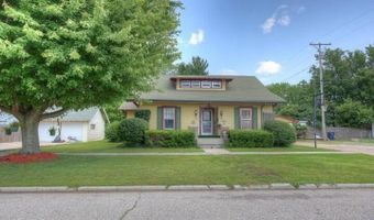 1418 Cleveland Ave, Baxter Springs, KS 66713