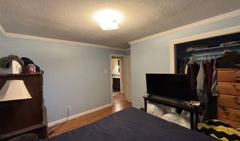 9 Roger St, Bangor, ME 04401