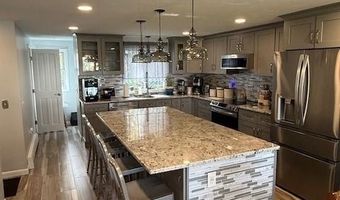 11 Woodside Ave, Cumberland, RI 02864