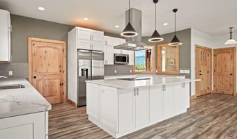 24 Bellflower, Blanchard, ID 83804