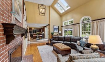 9 Ladyslipper Ln, Acton, MA 01720