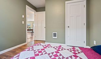 21227 Thornhill Ln, Bend, OR 97701