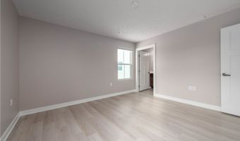 373 Pebble Creek Ct, Amherst, OH 44001